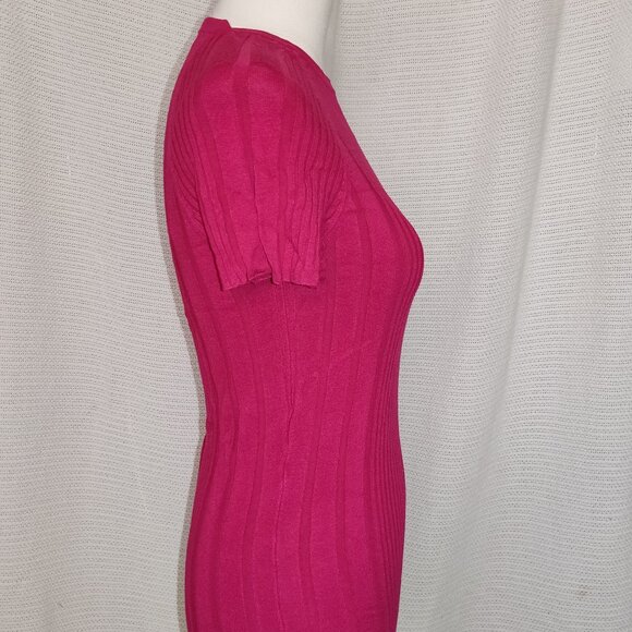 Daisy Fuentes | Hot pink knit short sleeve sweater top - Picture 2 of 13